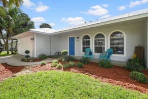 542 SW Timber Trail, Stuart, FL 34997 Sold 06/02/25