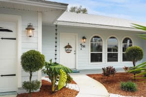 542 SW Timber Trail, Stuart, FL 34997 Sold 06/02/25