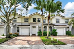 4424 Regal Court, Delray Beach, FL 33445 Sold 04/29/25