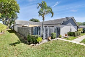 1104 Summit Trail Circle B, West Palm Beach, FL 33415 Sold 07/10/25