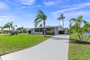 8498 Filifera Court, Port Saint Lucie, FL 34952 Sold 04/16/25