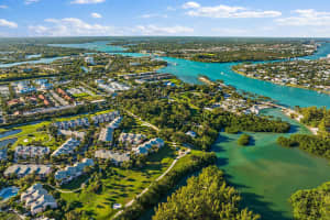 2507 Fairway Drive N, Jupiter, FL 33477 Sold 05/28/25