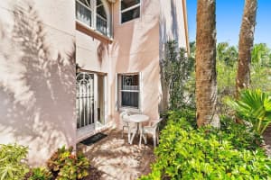 2507 Fairway Drive N, Jupiter, FL 33477 Sold 05/28/25