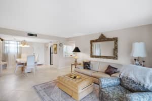 729 Lori Drive 404, Palm Springs, FL 33461 - MLS#R11068175