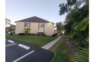 434 Pine Glen Lane C-2 Green Acres, FL 33463 - Off Market