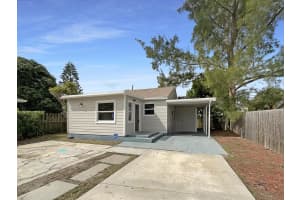 421 S C Street, Lake Worth Beach, FL 33460 Sold 10/03/25