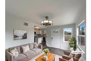 421 S C Street, Lake Worth Beach, FL 33460 Sold 10/03/25