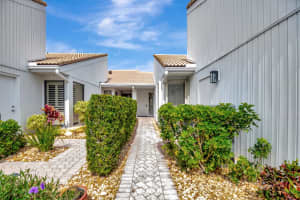 19880 Sawgrass Lane 3903, Boca Raton, FL 33434 Sold 04/24/25