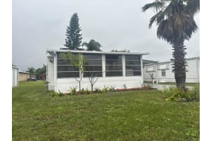 8 SE Casa Rio Road, Port Saint Lucie, FL 34952 Sold 12/11/25