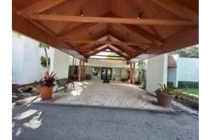 8 SE Casa Rio Road, Port Saint Lucie, FL 34952 - MLS#R11068295