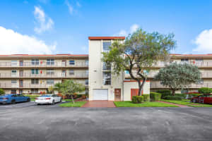 25 Abbey Lane 208, Delray Beach, FL 33446 Sold 04/16/25