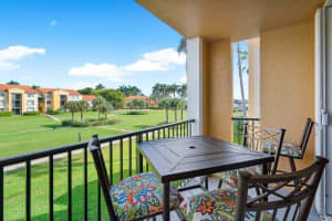 157 Yacht Club Way 206, Hypoluxo, FL 33462 - MLS#R11068328