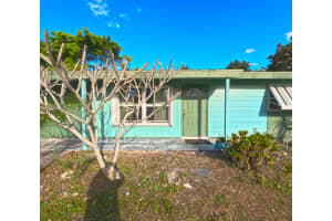 845 SE Airoso Boulevard, Port Saint Lucie, FL 34983 Sold 04/17/25