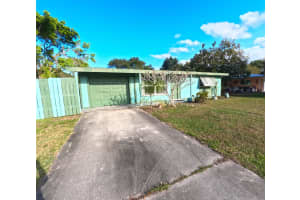 845 SE Airoso Boulevard, Port Saint Lucie, FL 34983 Sold 04/17/25