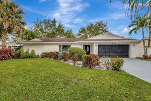 302 Marginal Road, West Palm Beach, FL 33411 Sold 04/30/25
