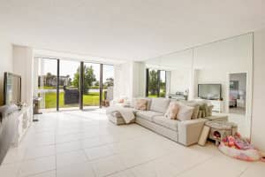 4272 Deste Court 106, Lake Worth