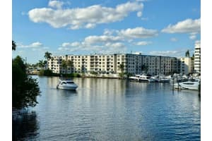 1740 Nw N River Drive 421, Miami