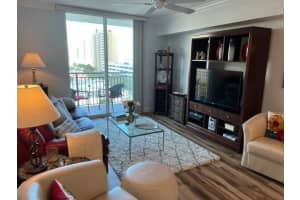 600 S Dixie Highway 752, West Palm Beach, FL 33401 - MLS#R11068440