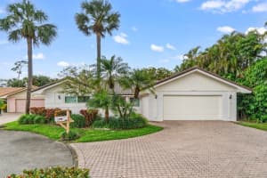 6881 Villas Drive S, Boca Raton, FL 33433 Sold 10/03/25