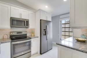 5431 Viburnum Street, Delray Beach, FL 33484 Sold 04/04/25