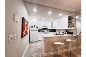 122 Waterside Drive 122, Hypoluxo, FL 33462 Sold 07/02/25