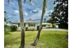 19910 N Riverside Drive, Jupiter, FL 33469 Sold 04/29/25