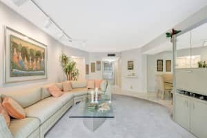 3524 Via Poinciana 304, Lake Worth, FL 33467 Sold 07/16/25
