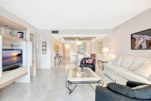 6850 10th Avenue N 305, Lake Worth, FL 33467 Sold 06/04/25