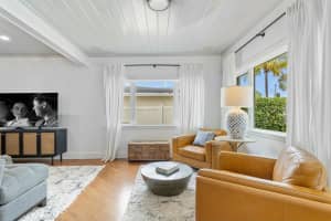 1009 S Palmway, Lake Worth Beach, FL 33460 Sold 04/11/25