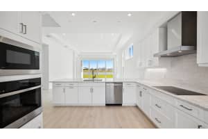 8443 SW Cantante Way, Port Saint Lucie, FL 34987 Sold 05/02/25
