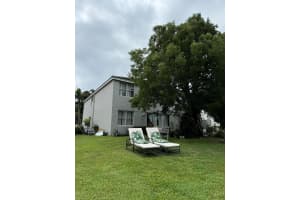 104 Kensington Way, Royal Palm Beach, FL 33414 Sold 06/10/25