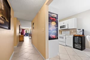 4745 E Lucerne Lakes Boulevard 103, Lake Worth, FL 33467 - MLS#R11068746