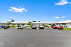 200 Leisure Lake Circle 106, Boynton Beach