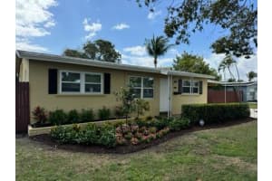 836 Evergreen Drive, West Palm Beach, FL 33403 - MLS#R11068838