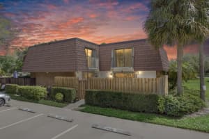 2950 SW Sunset Trace Circle, Palm City, FL 34990 Sold 04/30/25