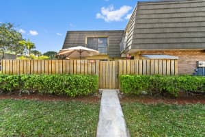 1116 11th Way, West Palm Beach, FL 33407 Sold 04/09/25