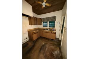 424 Putnam Road, West Palm Beach, FL 33405 Sold 05/01/25