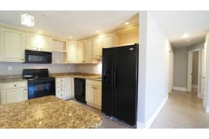 2872 NE Spruce Ridge Avenue, Jensen Beach, FL 34957 Sold 03/28/25