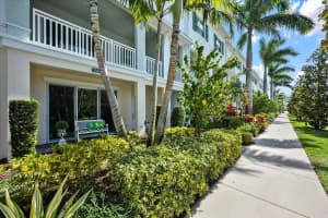 3026 Franklin Place, Palm Beach Gardens, FL 33418 Sold 08/26/25