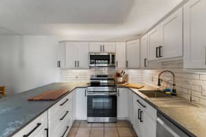 314 3rd Terrace, Palm Beach Gardens, FL 33418 Sold 06/27/25