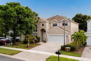 288 Kensington Way, Royal Palm Beach, FL 33414 Sold 04/11/25