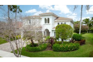 119 Manor Circle, Jupiter, FL 33458 Sold 08/05/25
