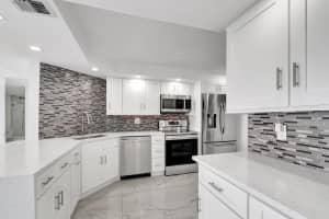 2400 Presidential Way 1903, West Palm Beach
