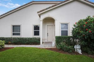 8400 Mulligan Circle, Port Saint Lucie, FL 34986 - MLS#R11068970