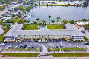 960 Crystal Lake Drive 115, Pompano Beach