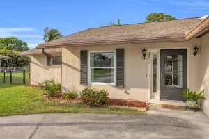 753 SE Lansdowne Avenue, Port Saint Lucie, FL 34983 Sold 05/16/25