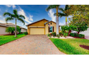 10027 SW Indian Lilac Trail, Port Saint Lucie, FL 34987 Sold 07/25/25