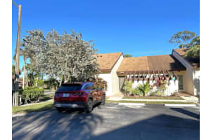 3614 English Road A, Lake Worth