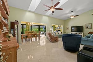 704 Kintyre Terrace, Palm Beach Gardens, FL 33418 Sold 04/18/25
