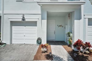 341 SE Halifax Lane, Stuart, FL 34994 - MLS#R11069070